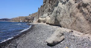Playa de Almira en Santorini